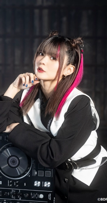 紡木 吏佐